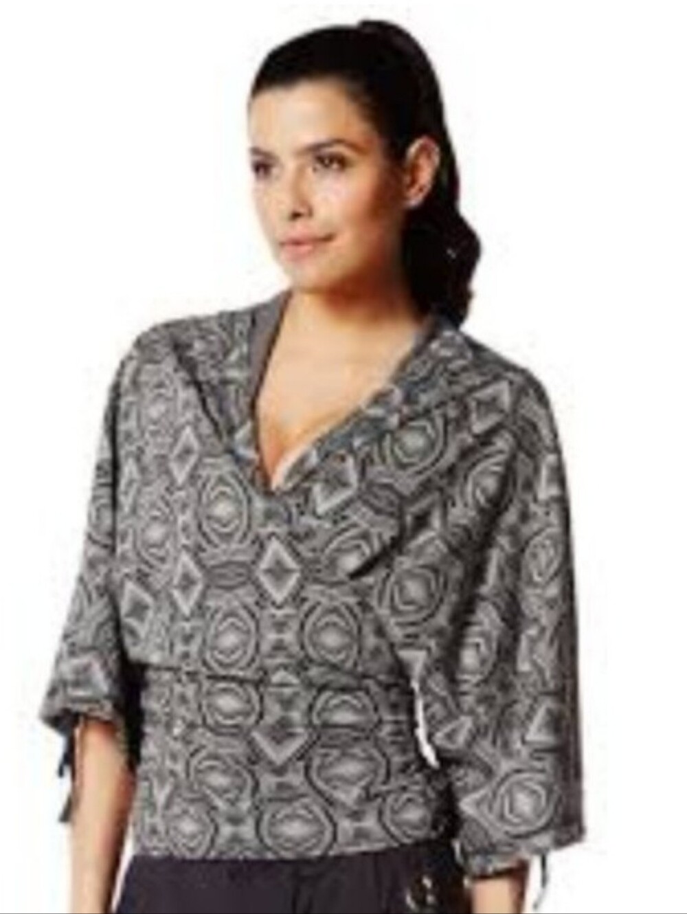 Zumba Fitness M Wrap Me Up Cropped Hoodie Gray Black